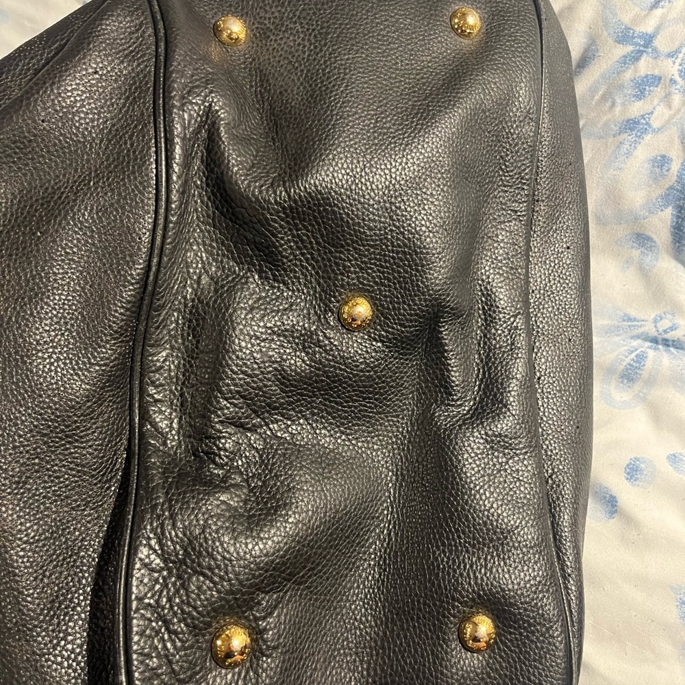 Louis Vuitton Black Leather Shoulder Bag - Picture 13 of 16